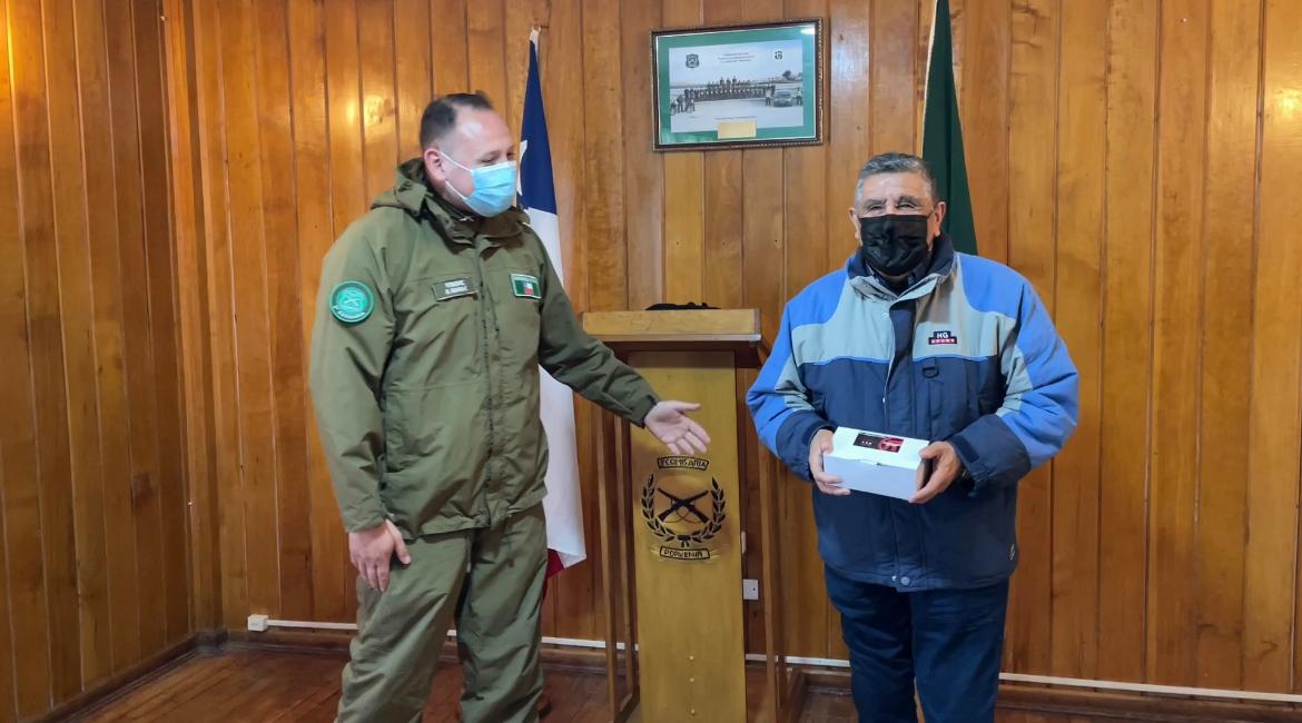 Entregan de mascarillas a agrupaciones, que ayudan a personas de la tercera edad en la comuna de Porvenir