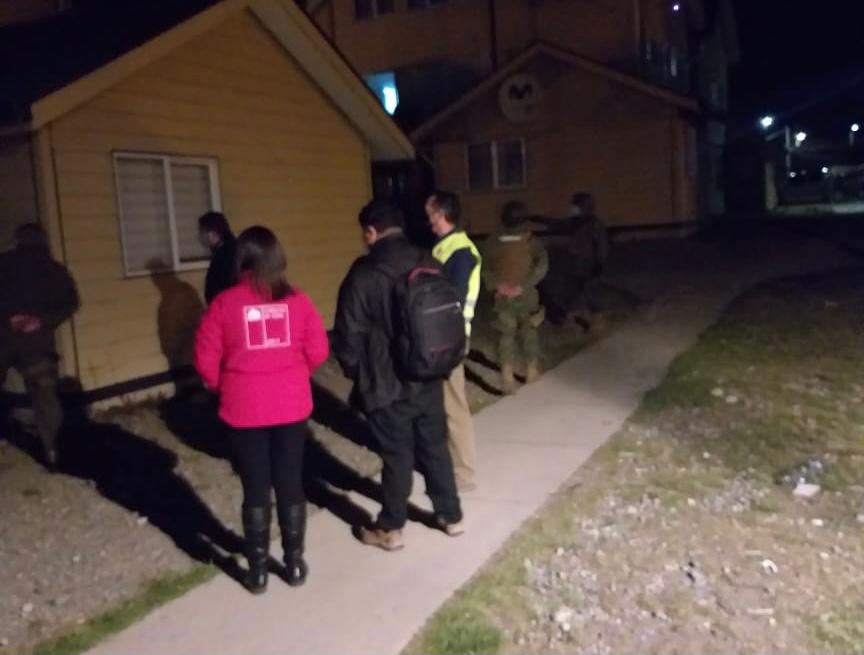 13 detenidos durante esta madrugada en fiesta clandestina en Punta Arenas.