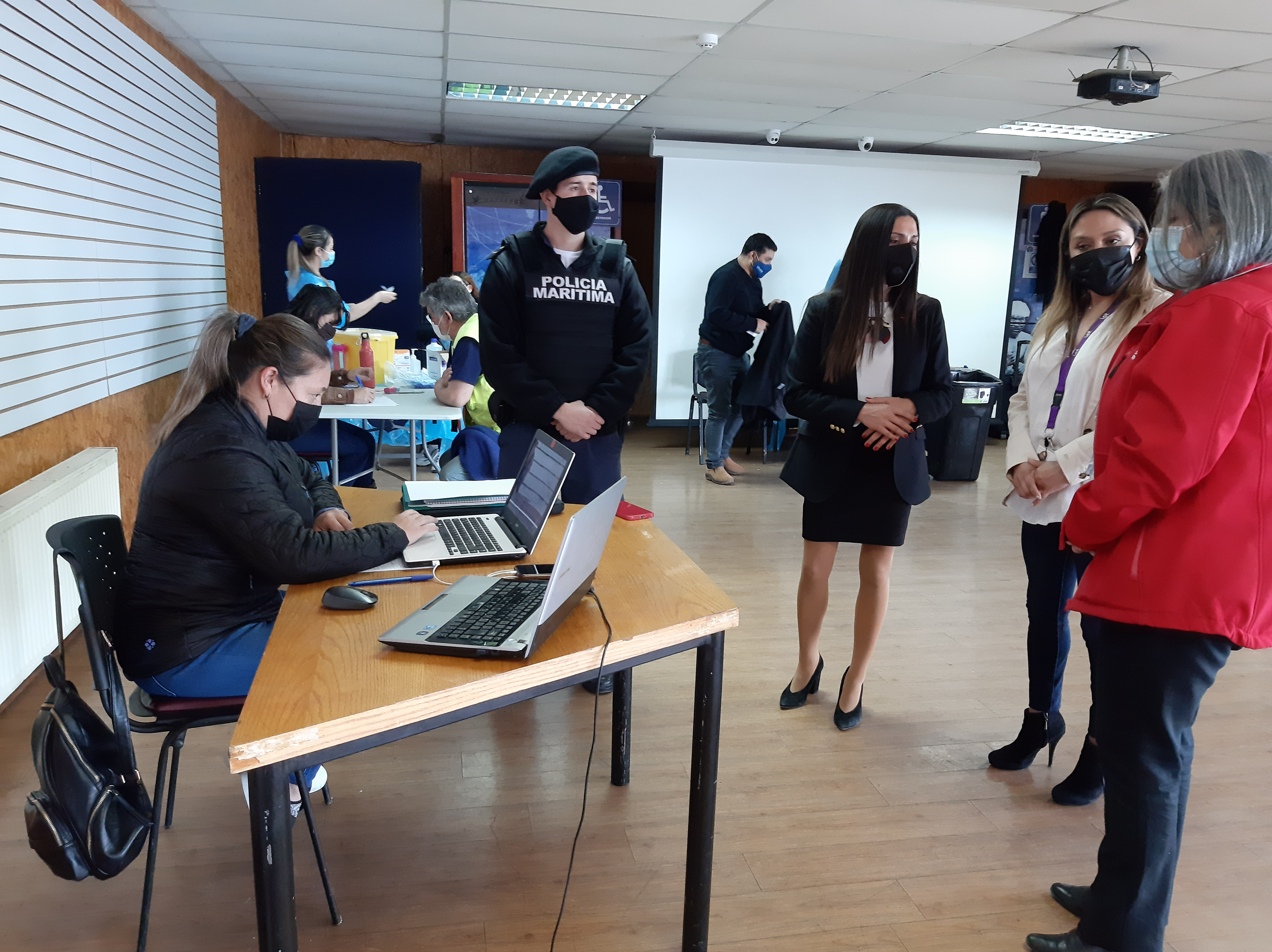 Se inició proceso de vacunación de trabajadores de la Pesca Artesanal de Magallanes
