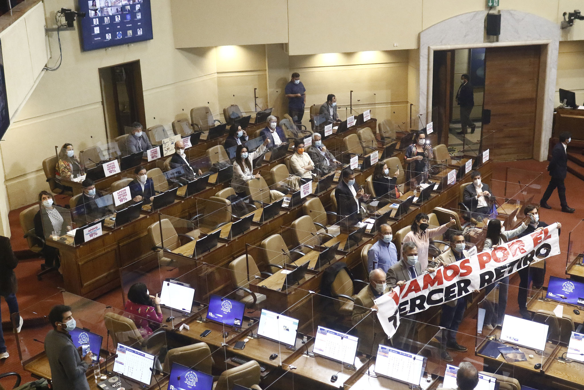 Cámara de Diputados aprobó  tercer retiro del 10% de fondos de los trabajadores, bajo el mecanismo de una reforma transitoria