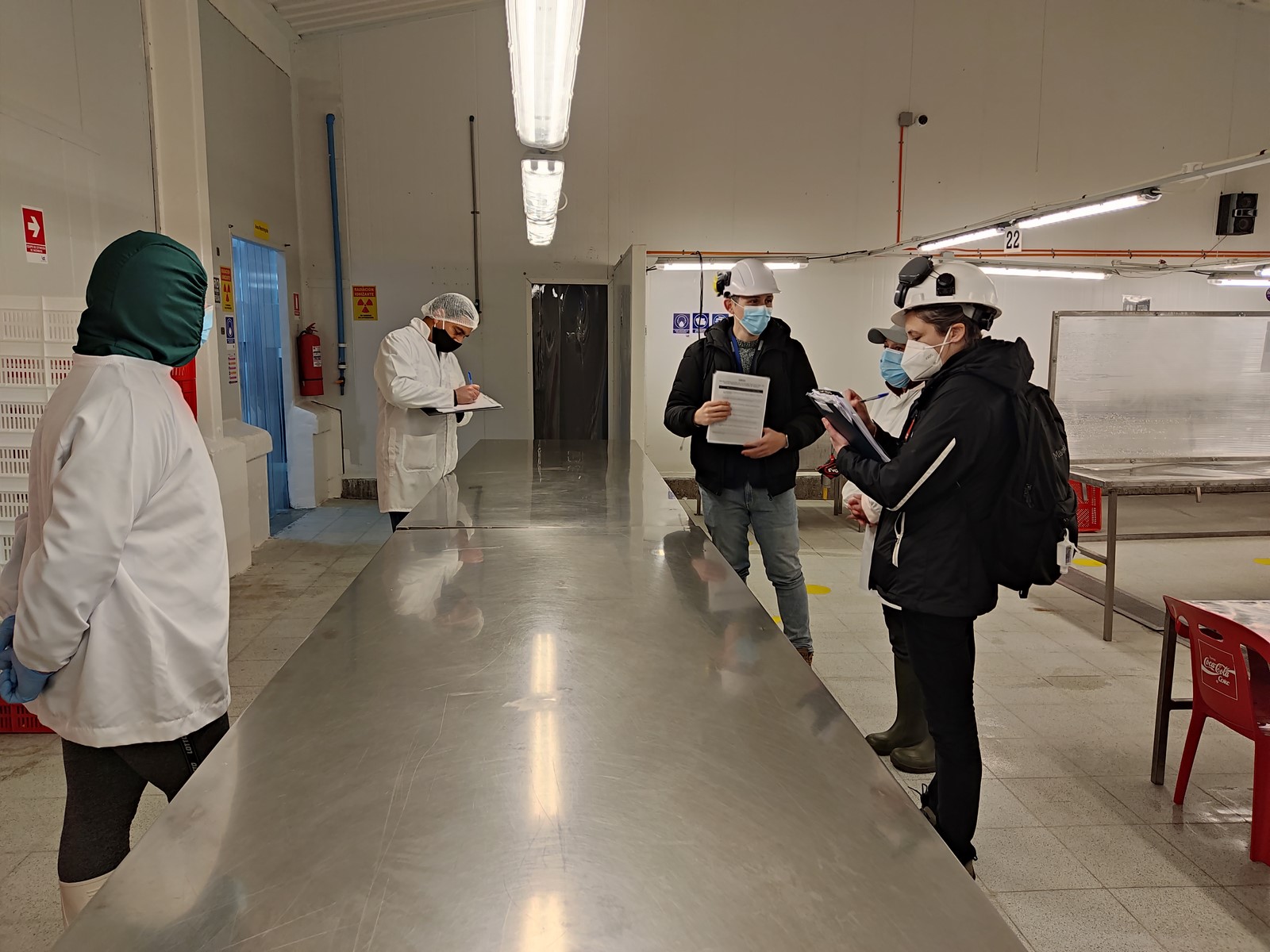 Autoridad de Salud pidio compromiso de empresarios y trabajadores a disminuir los riesgos de un brote masivo de covid-19.