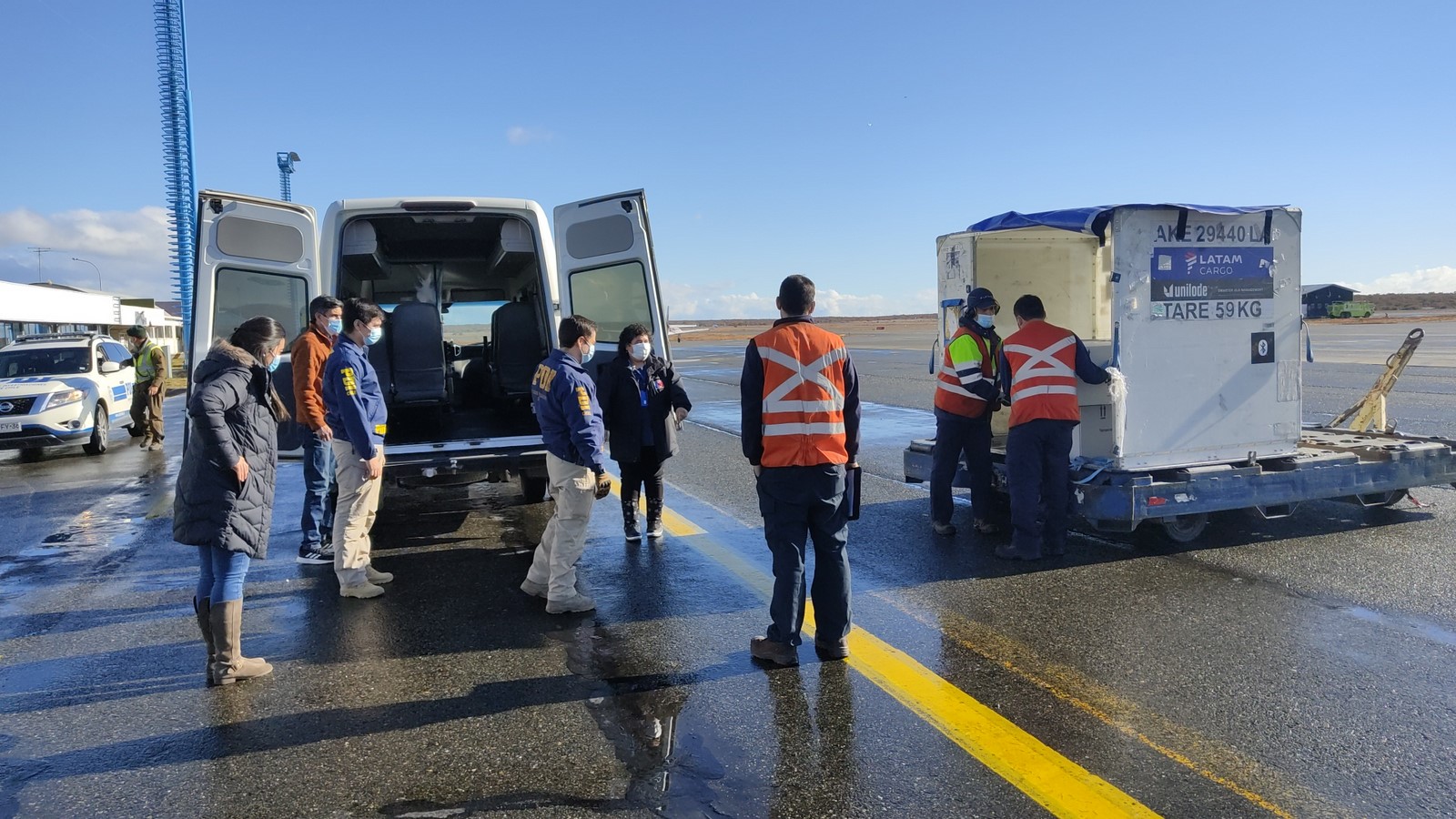 Llegan a Magallanes 8.395 dosis de vacunas Coronavac y Pfizer contra el covid19