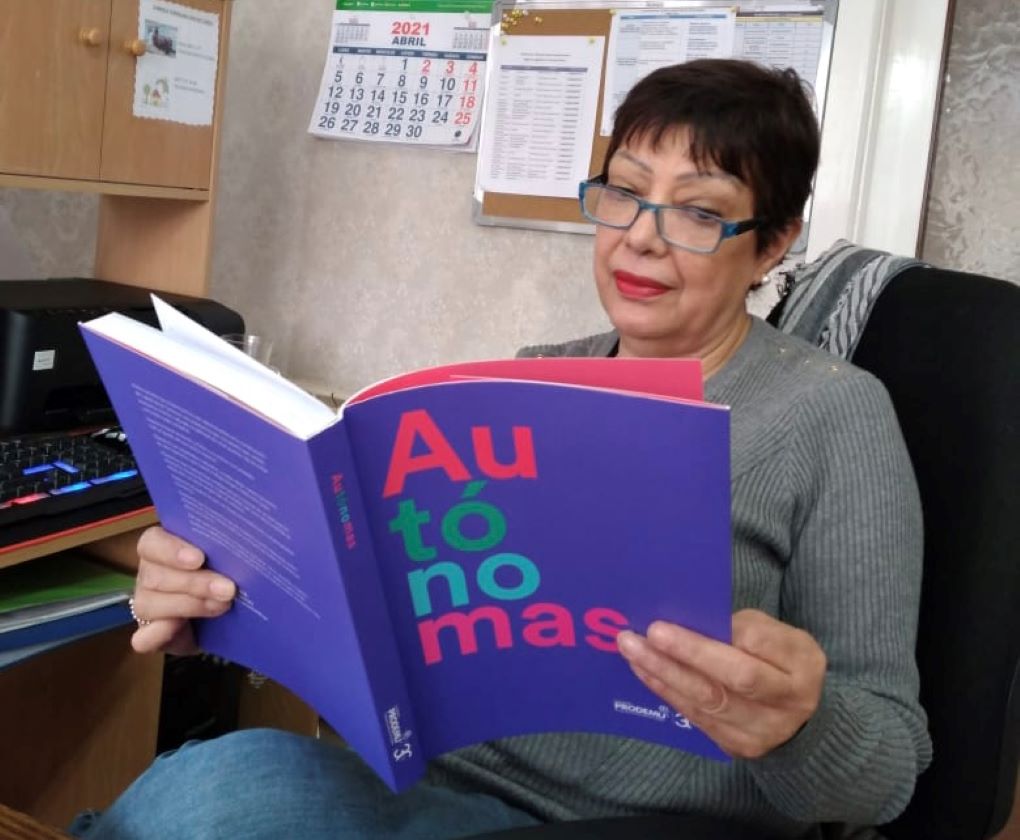 30 años de historia: PRODEMU lanza libro “Autónomas” y estudio participación de las mujeres en las próximas elecciones