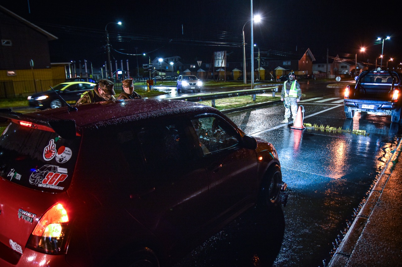 Personal de la Armada efectuó diversos puntos de chequeo y control de tráfico en Punta Arenas, en fase 2