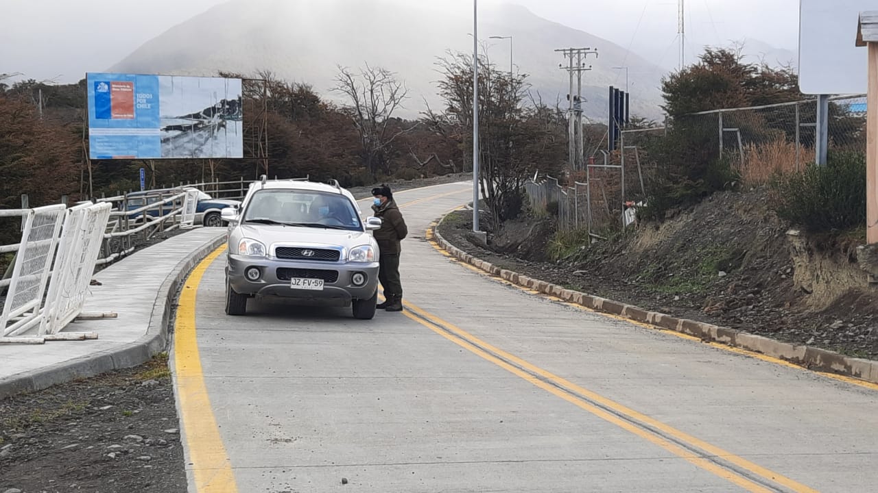 Carabineros efectúan controles preventivos  vehiculares en Puerto Williams