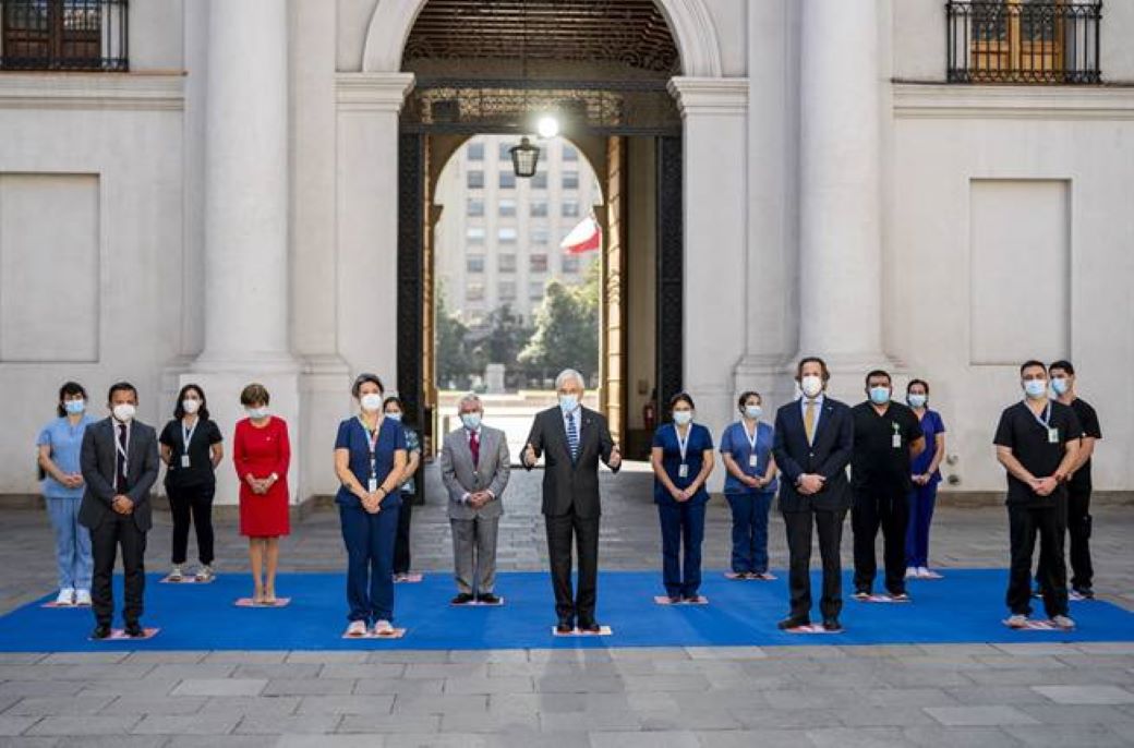 En el Día Mundial de la Salud: Presidente Piñera reconoce labor de trabajadores de la salud y llama a jóvenes a respetar medidas sanitarias de protección contra covid-19
