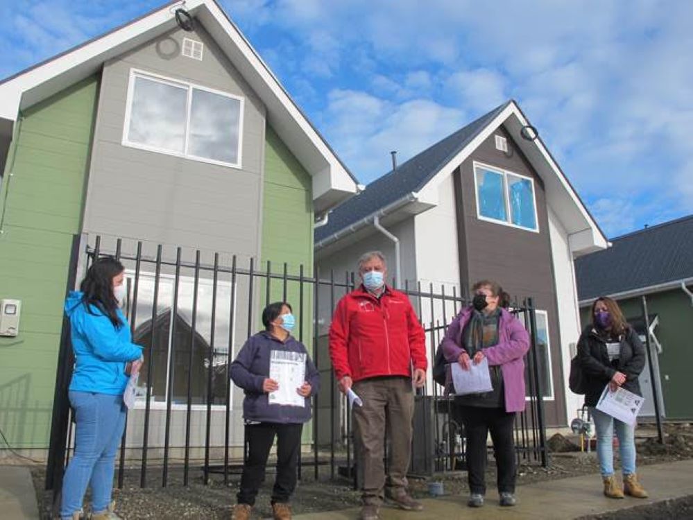 84 familias visitaron vivienda piloto del Loteo Hornillas al norte de Punta Arenas