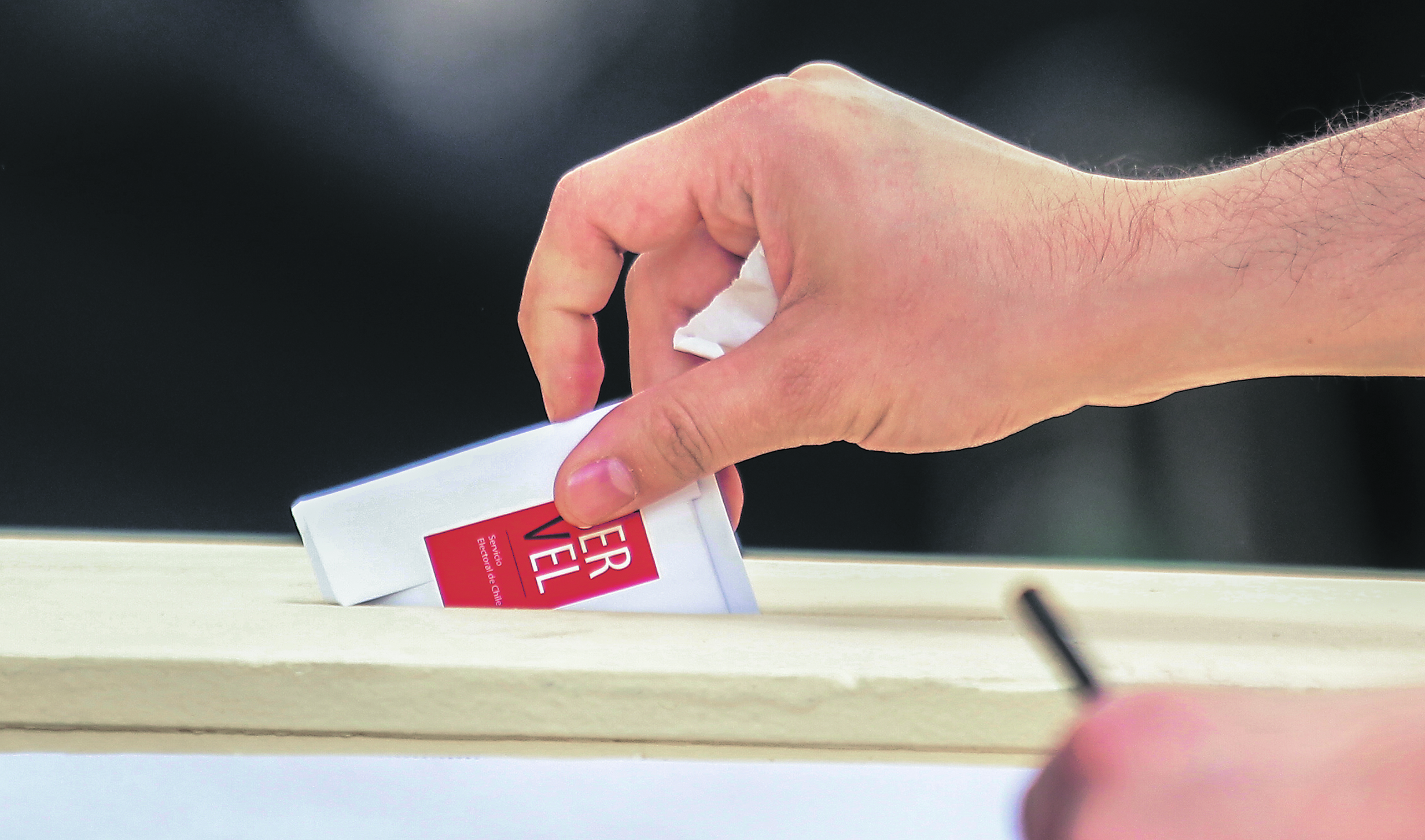 Hasta las 13 horas de hoy, han votado 729 electores en Tierra del Fuego