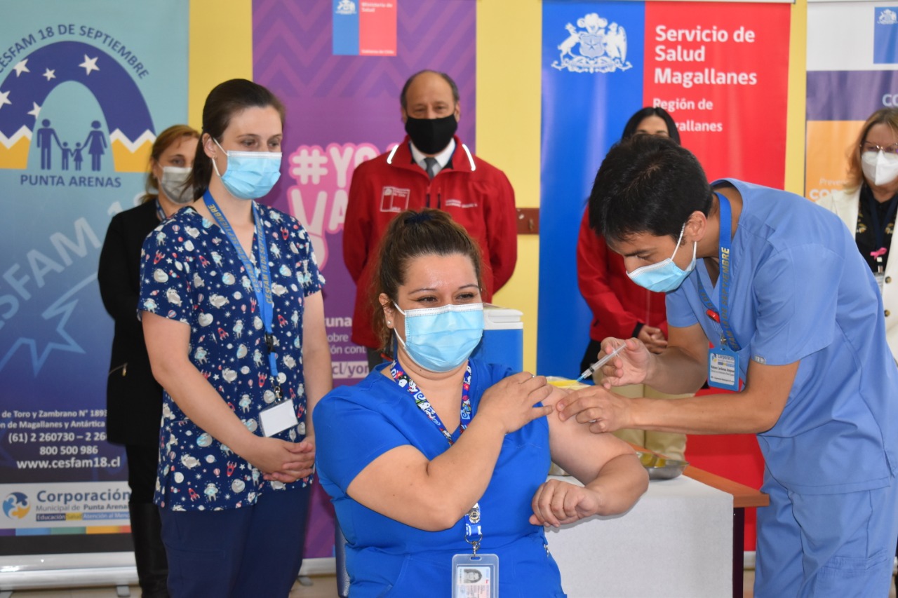 Más de 12 mil personas sobre 40 años no han acudido a recibir su primera dosis de vacuna contra Covid-19