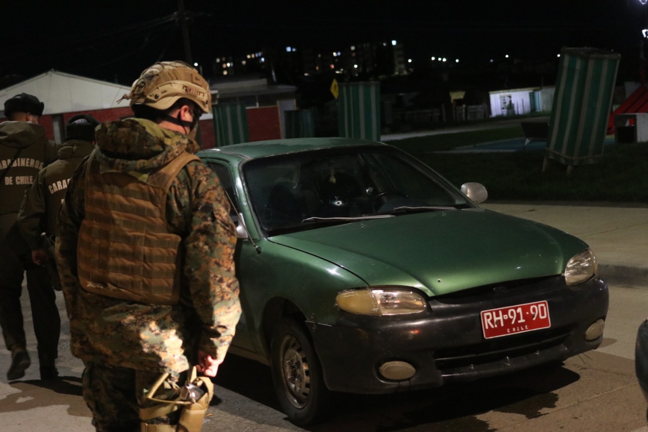 A balazos terminó control militar en sector norte de Punta Arenas. Chofer eludió al personal de Fuerzas Armadas y terminó herido.