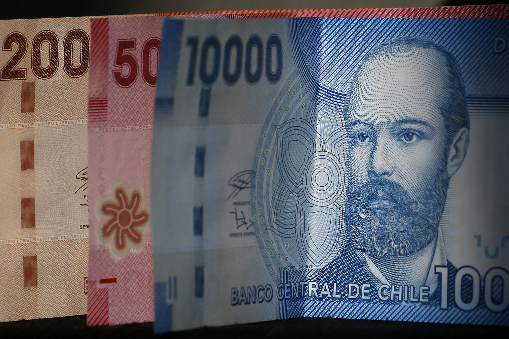 Bono $ 200.000: se inicia el proceso de pago y 5 AFP habilitan sitios web