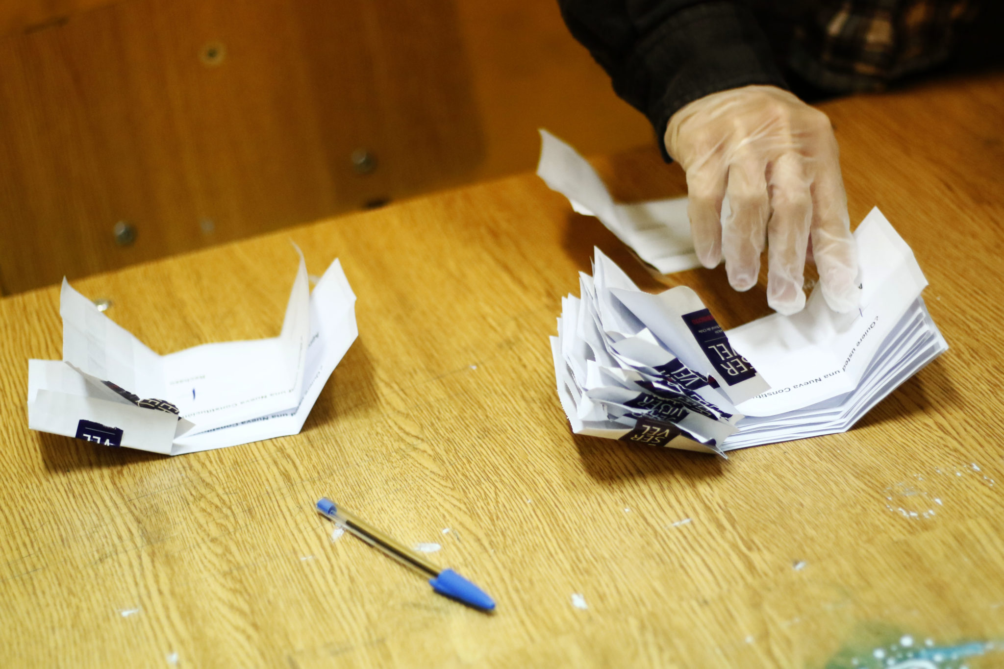 SERVEL lanza guía para electores, relativa a las elecciones del 15 y 16 de mayo próximos