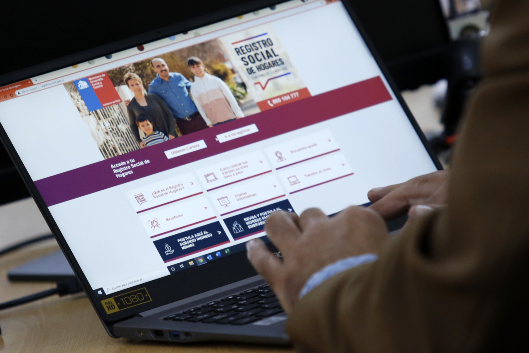 Funcionarios de la Seremi de Desarrollo Social y Familia organizan operativo virtual para la comunidad magallánica