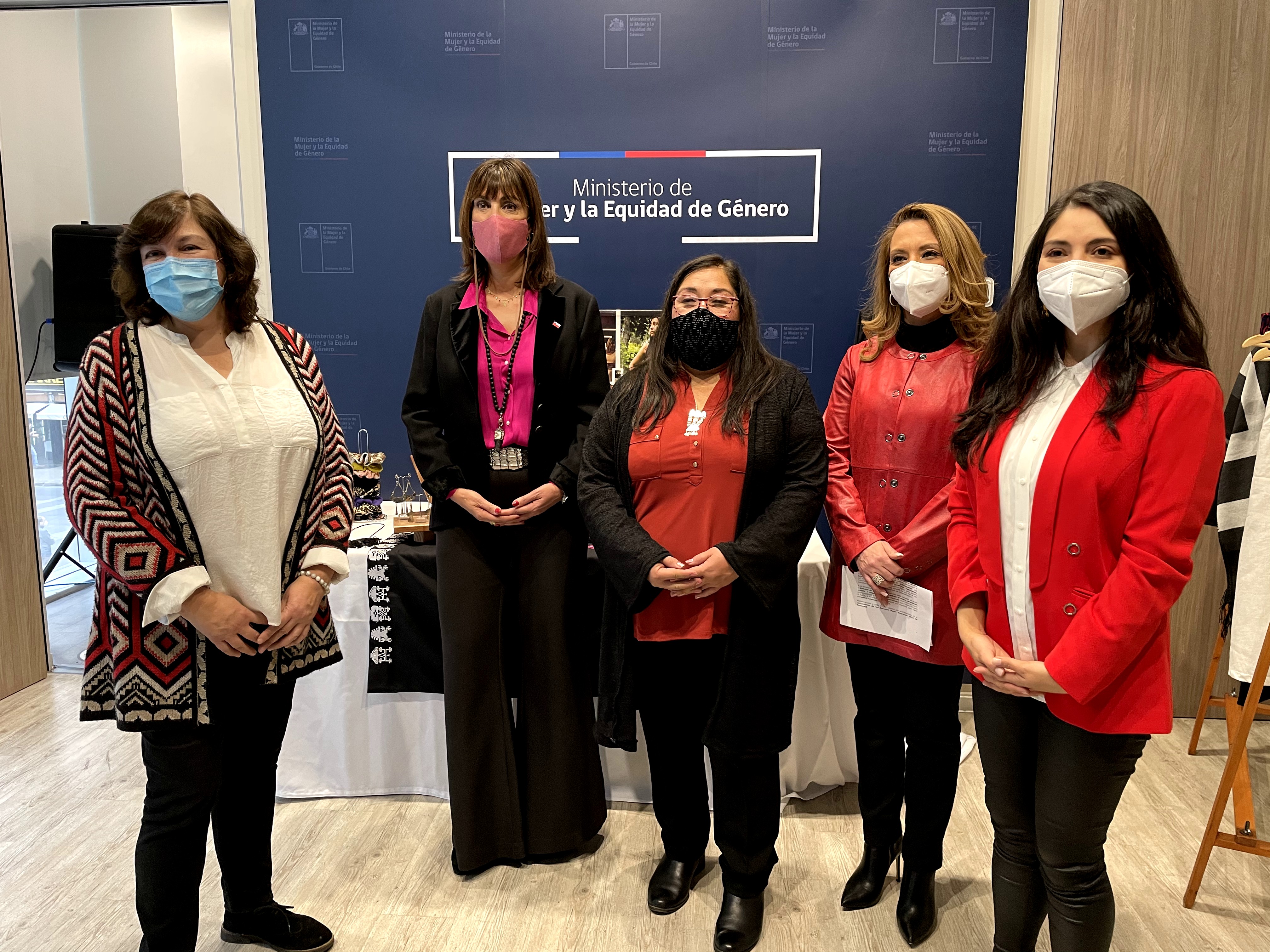 Ministra Zalaquett, SernamEG y Simón de Cirene lanzan la Escuela Mujer Emprende 2021