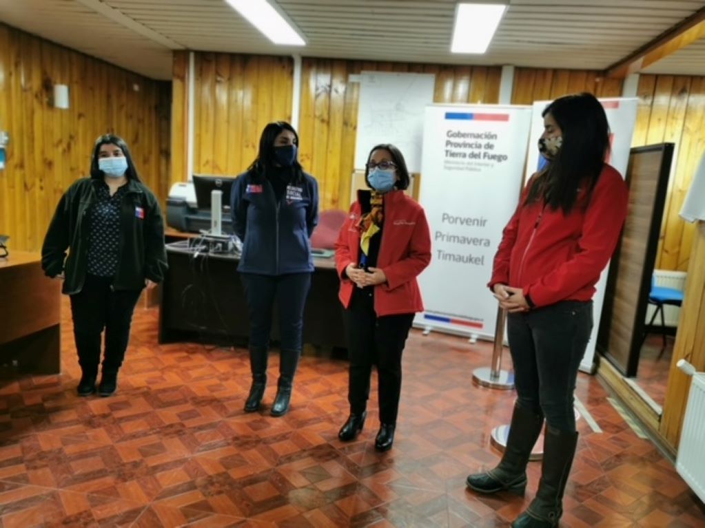Ministra Karla Rubilar inaugura la nueva oficina de atención a personas indígenas en Porvenir