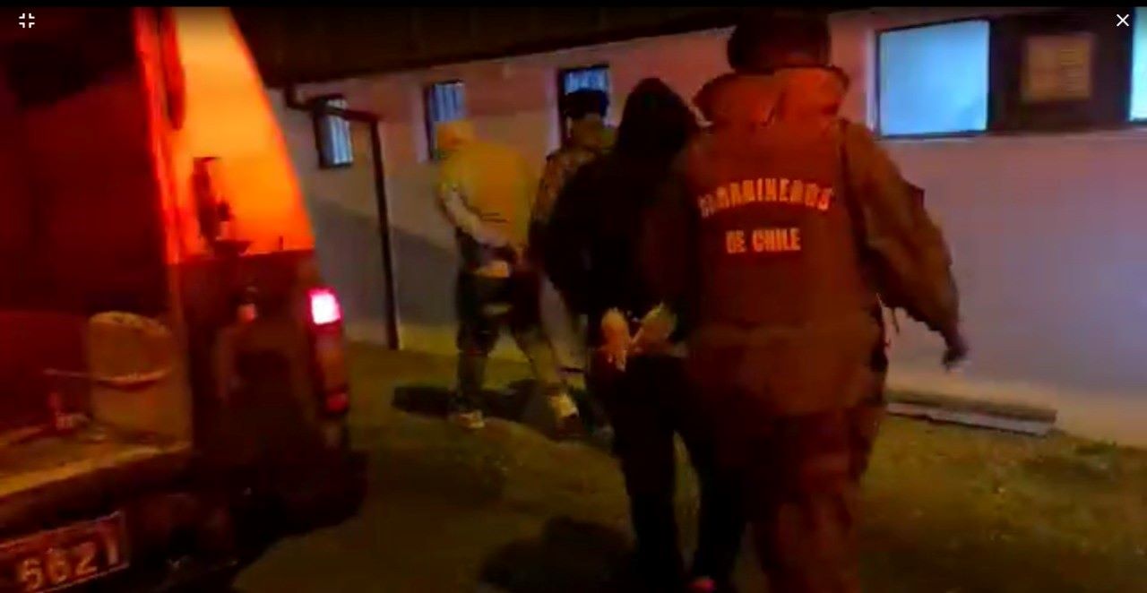 Dos prófugos por robo en joyerías de Zona Franca de Punta Arenas, fueron capturados por Carabineros