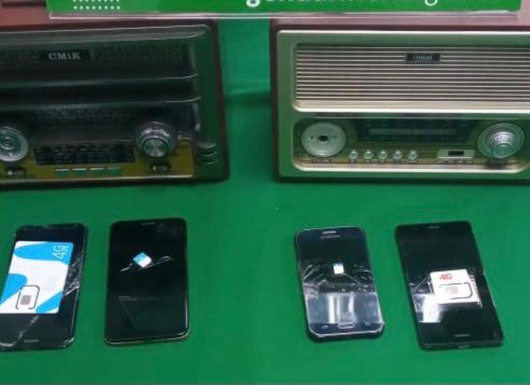 Dos mujeres fueron sorprendidas intentando ingresar celulares a la cárcel de Punta Arenas