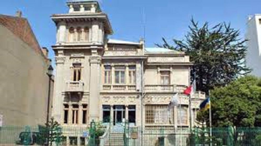 Asociación de Funcionarios Municipales de Punta Arenas denuncian despido de trabajadoras