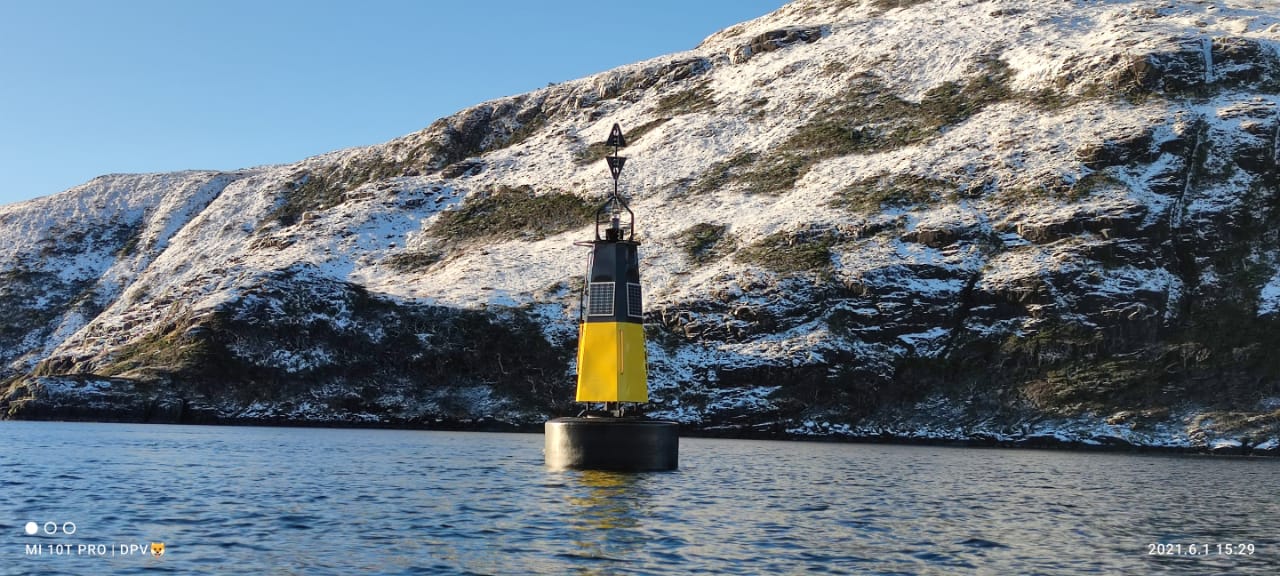 Buque “Elicura” efectuó la primera etapa de trabajos de renovación de señalización marítima en Magallanes