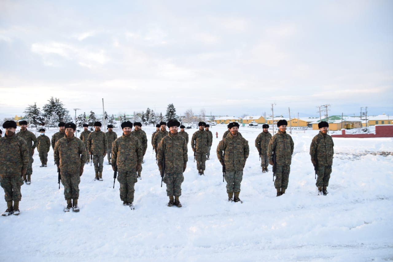 Destacamento Acorazado N°5 «Lanceros», de la Región de Magallanes realiza ceremonia de entrega de armas