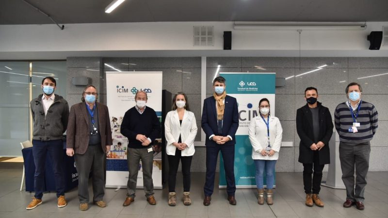 Universidades chilenas inician plan de aceleración para secuenciar el SARS-CoV-2 y detectar variantes del virus