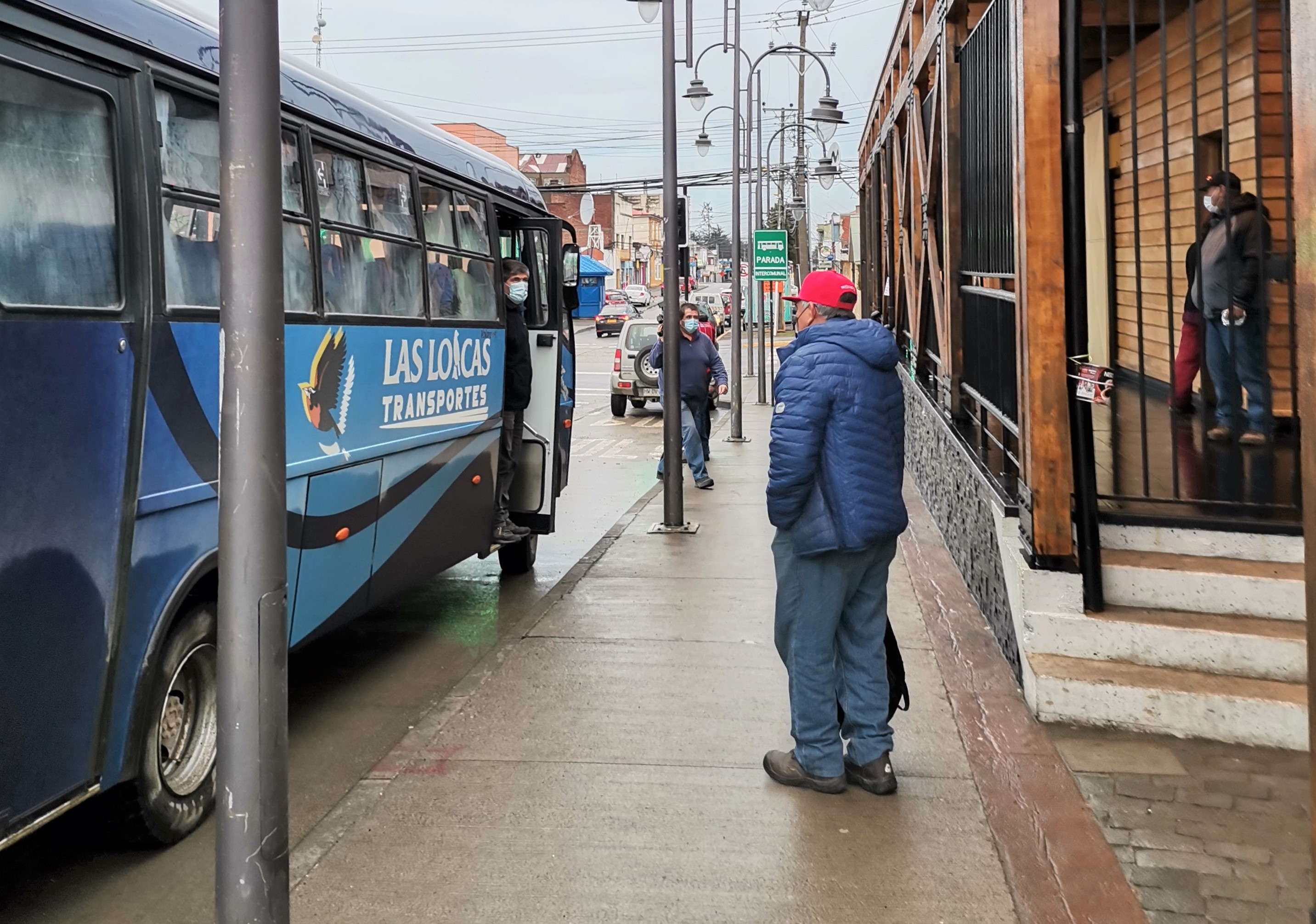 35 servicios terrestres y marítimos ofrecerán transporte gratuito para las primarias en toda la región