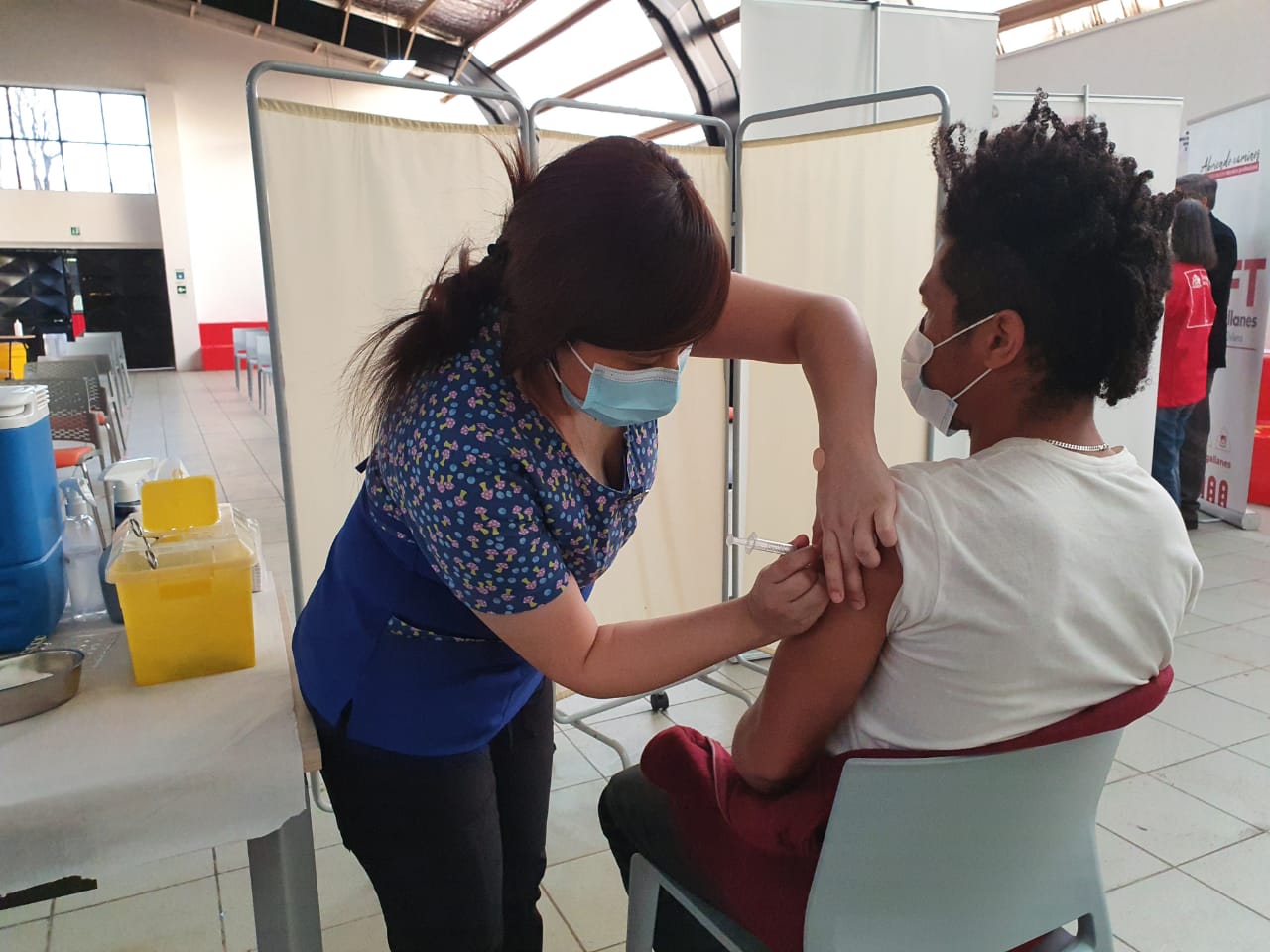 Porvenir inicia vacunación en jóvenes de 12 a 17 años: operativo también abarcará Test de Antígeno.