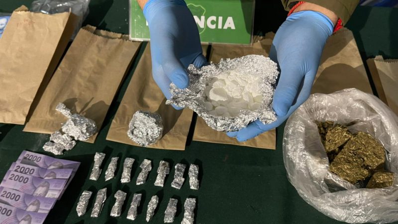 Prisión preventiva para sujeto que vendía  drogas a menor de edad.