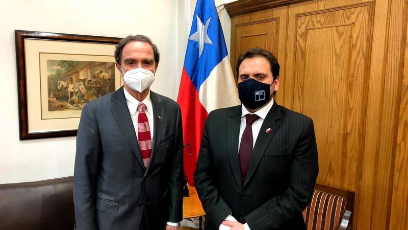 Seremi de justicia sostuvo reuniones a nivel ministerial a fin de buscar y gestionar soluciones a requerimientos regionales