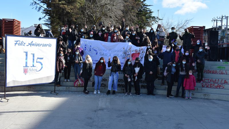 Liceo Polivalente “Sara Braun”, celebró 115 años al servicio educativo