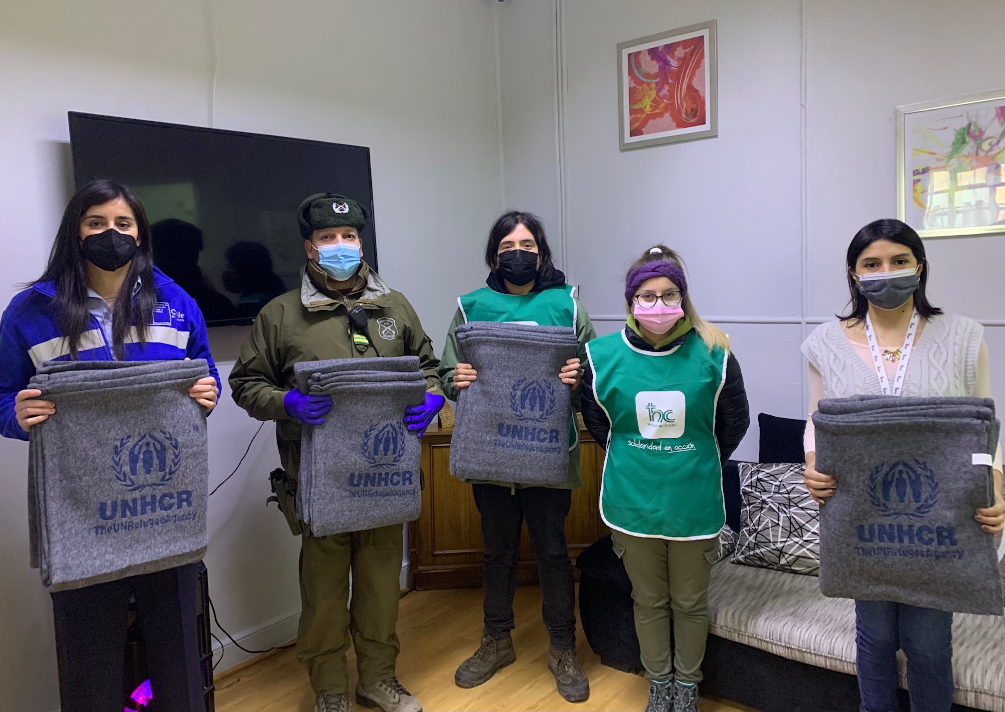 Personas en situación de calle de Magallanes reciben kits de abrigo por parte de la ONU