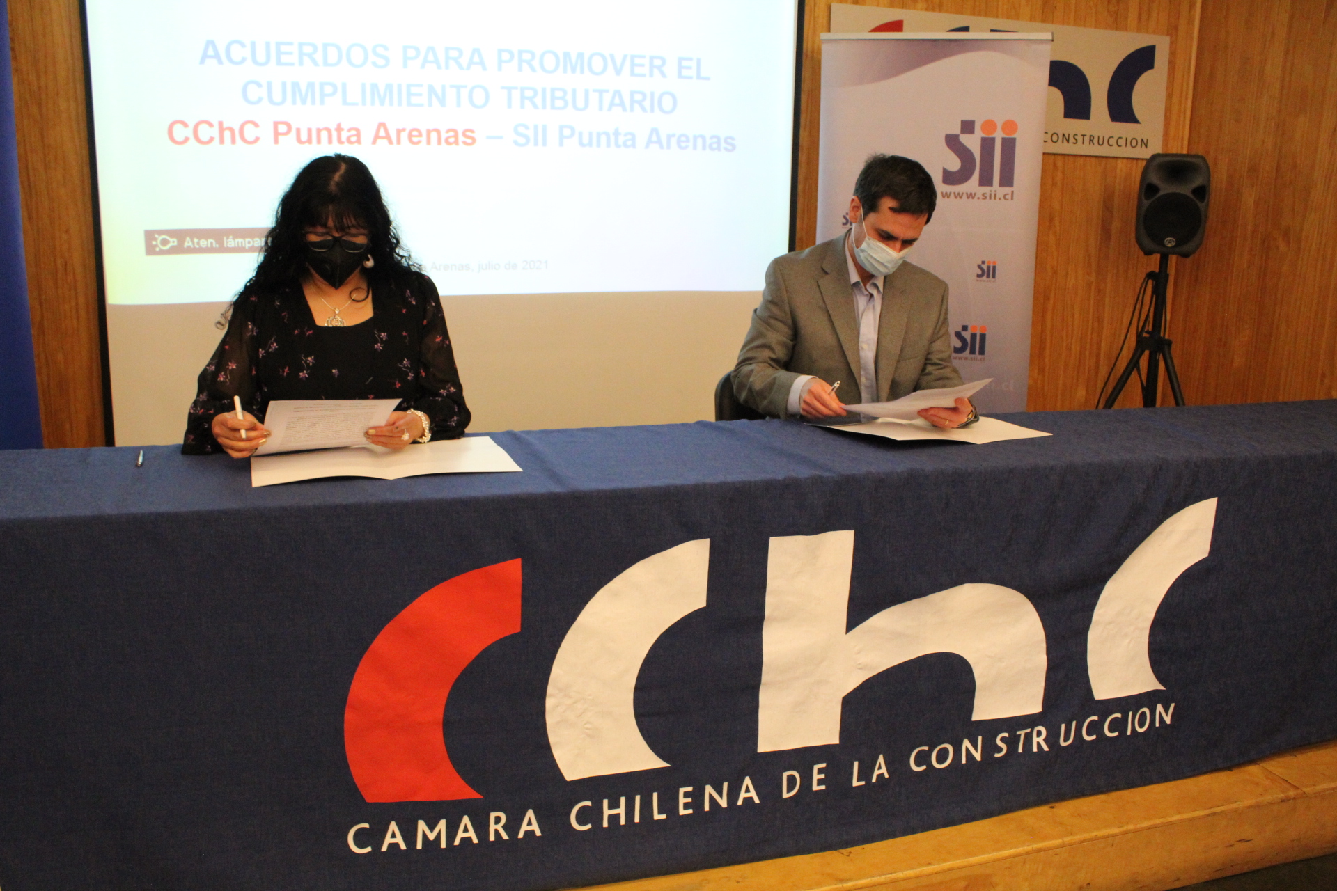 CChC Punta Arenas y el SII firman un Acuerdo de Colaboración Tributaria