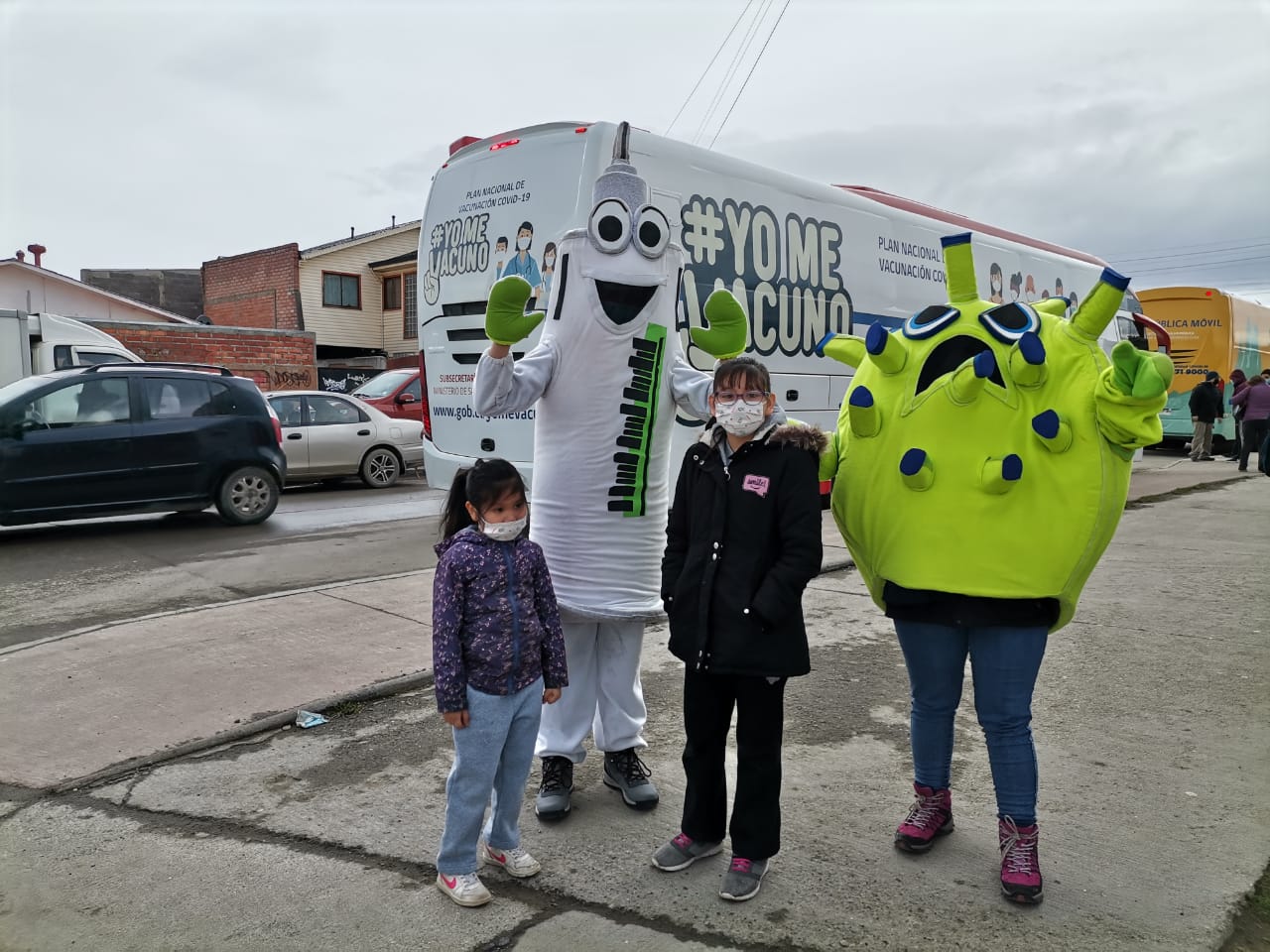 143 vacunas fueron administradas en exitosa jornada de vacunación especial contra Covid-19 en feria de Población Alfredo Lorca