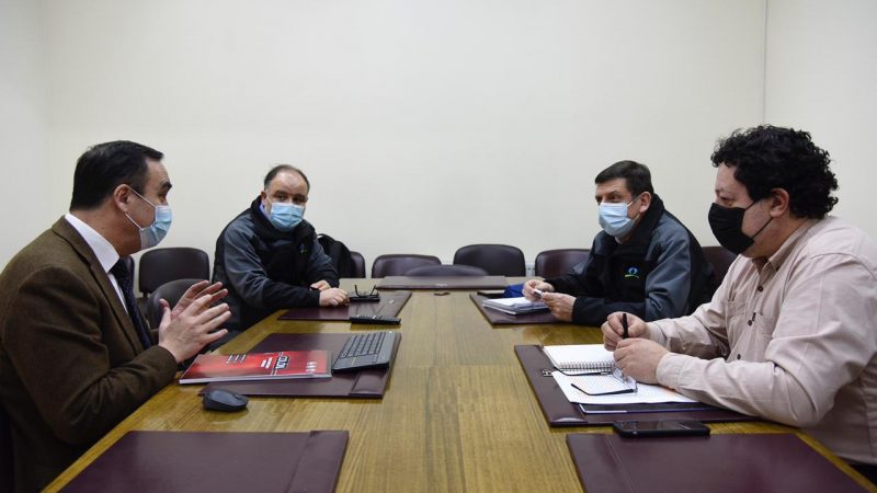 Gobierno Regional y Aguas Magallanes pondrán en marcha proyecto que busca de dotar de servicios básicos a sectores periurbanos de la región.