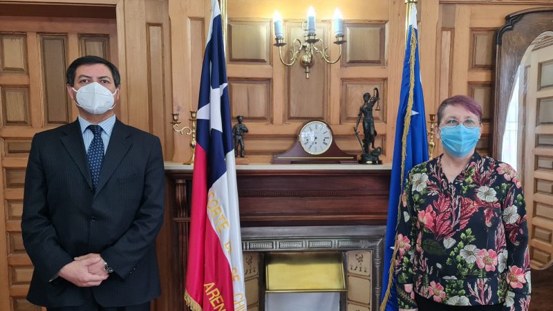 Presidenta de la Corte de Punta Arenas se reunió con nuevo Conservador y Archivero Judicial