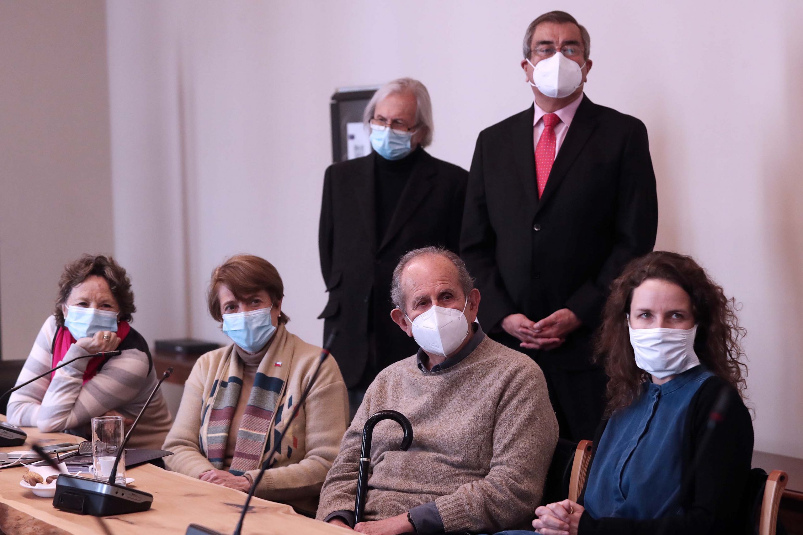 Francisco Gazitúa recibe el Premio Nacional de Artes Plásticas 2021