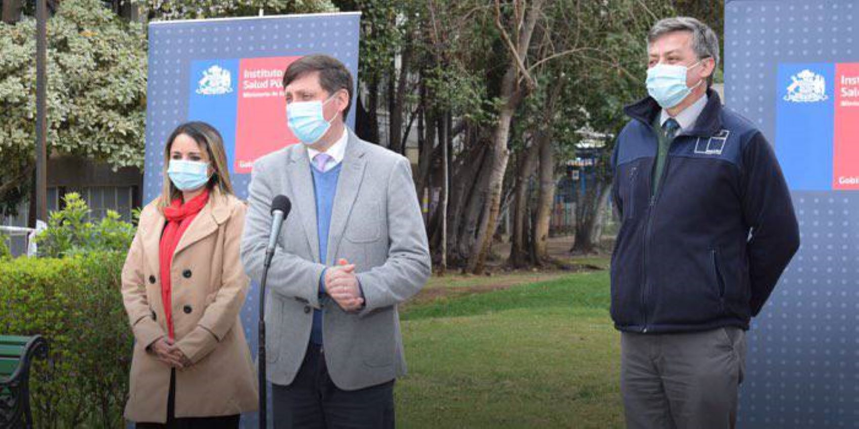 Instituto de Salud Pública aprueba ampliación del rango etario para administrar la vacuna CoronaVac en menores desde los 6 años de edad