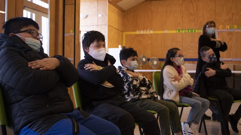 Niños y jóvenes finalizaron taller de lengua de señas organizado por el Municipio de Punta Arenas