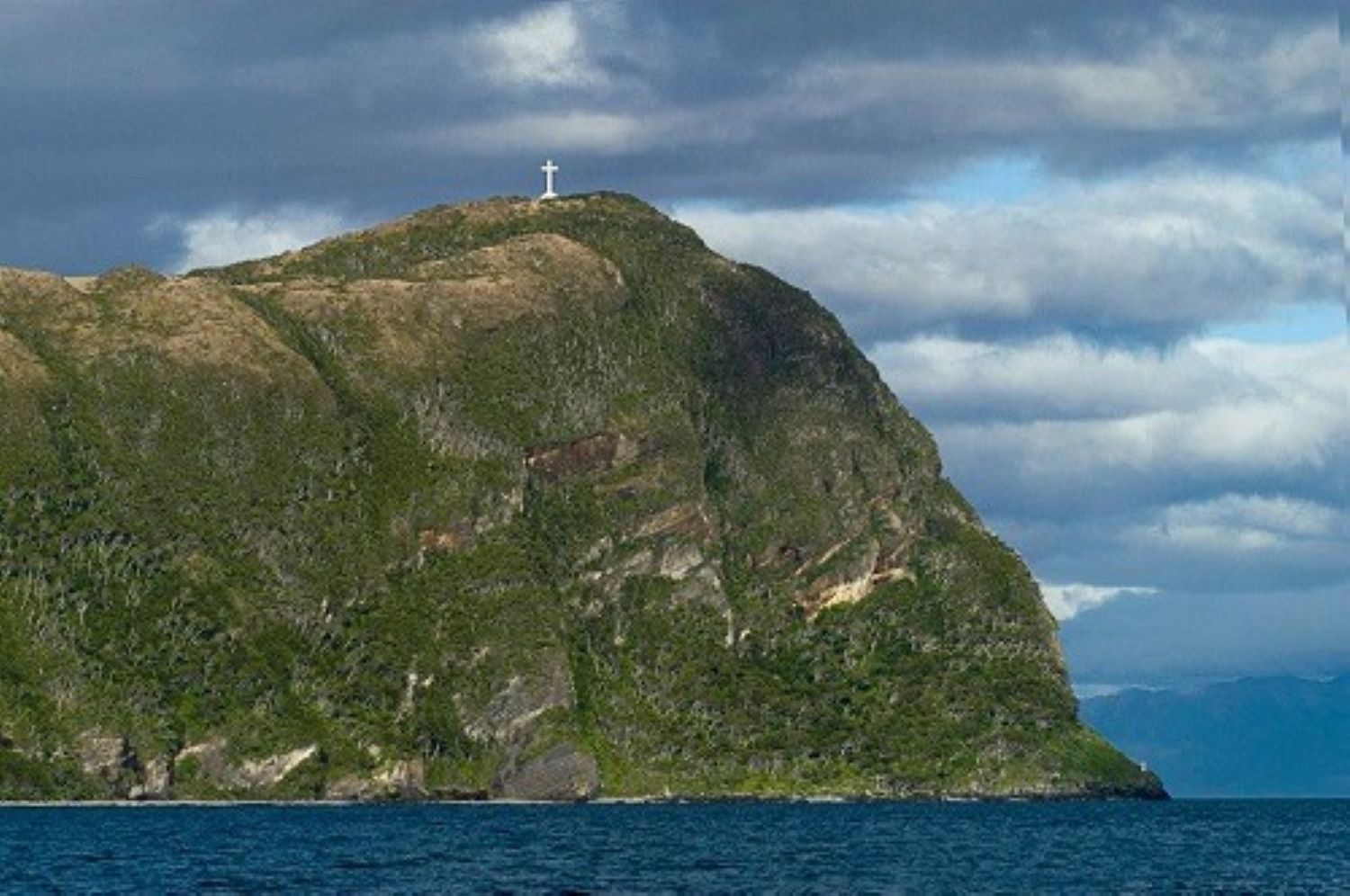 Hombre de 64 años falleció cumpliendo su sueño tras hacer cumbre en la Cruz de Froward