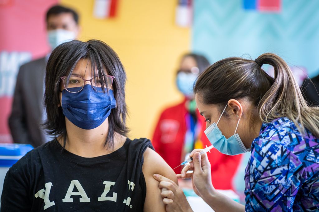 Autoridades refuerzan vacunación contra Covid-19 de niños, niñas y adolescentes de la región