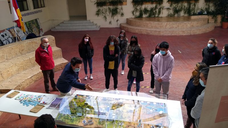 Energía y Medio Ambiente celebran el Día del Hidrógeno junto a HIF y a estudiantes del Liceo Luis Albero Barrera