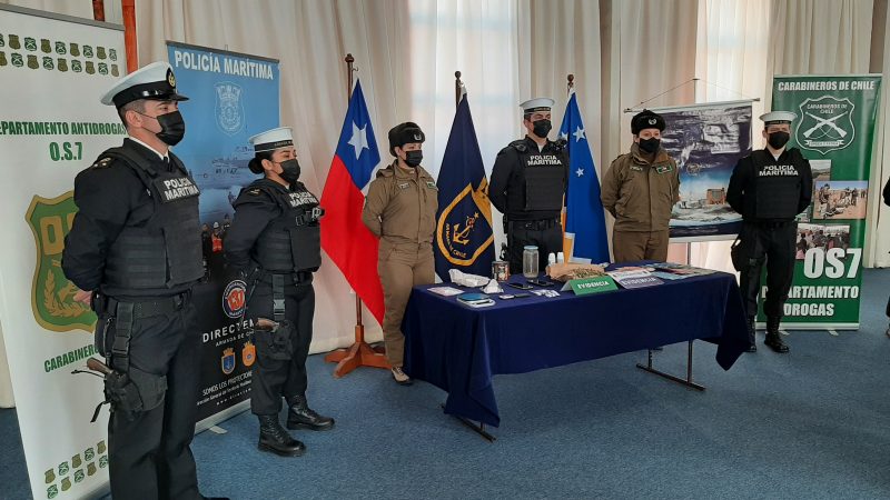 Exitoso operativo conjunto de la Armada y Carabineros desarticuló red de tráfico de drogas en recintos portuarios