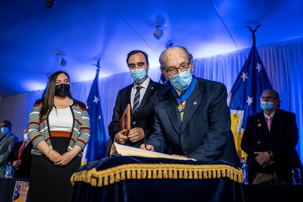 Día de la Región de Magallanes se conmemoró a lo grande en Punta Arenas y Torres del Paine