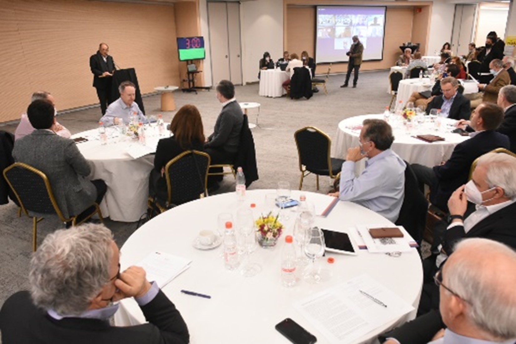 CPC Magallanes junto a gremios regionales y sectoriales analizaron propuestas para desarrollo sostenible