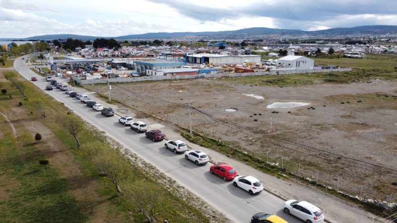 Estaciones de combustible al borde del desabastecimiento y se suma corte de ruta 9 Sur