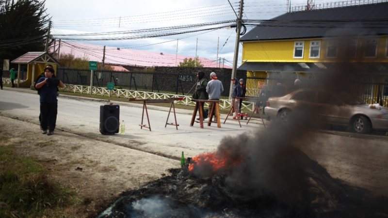 Producto del corte de ruta funcionarios de Salud no pudieron acudir al aeropuerto a controlar el ingreso de pasajeros a Punta Arenas