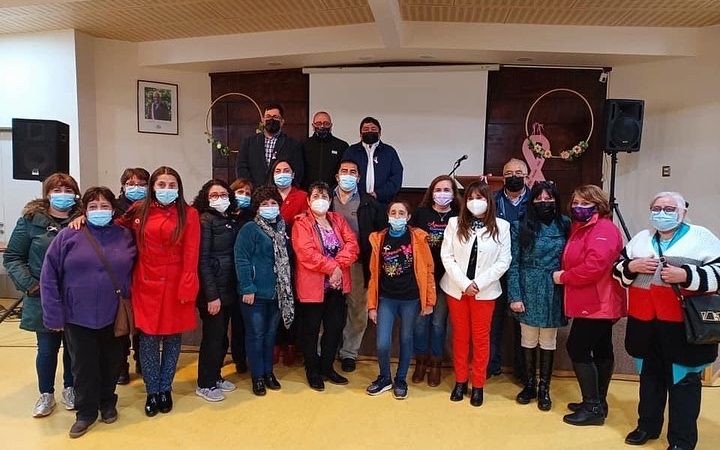 Agrupación Resiliencia de Puerto Natales realizó el lanzamiento oficial de la campaña contra el cáncer de mama