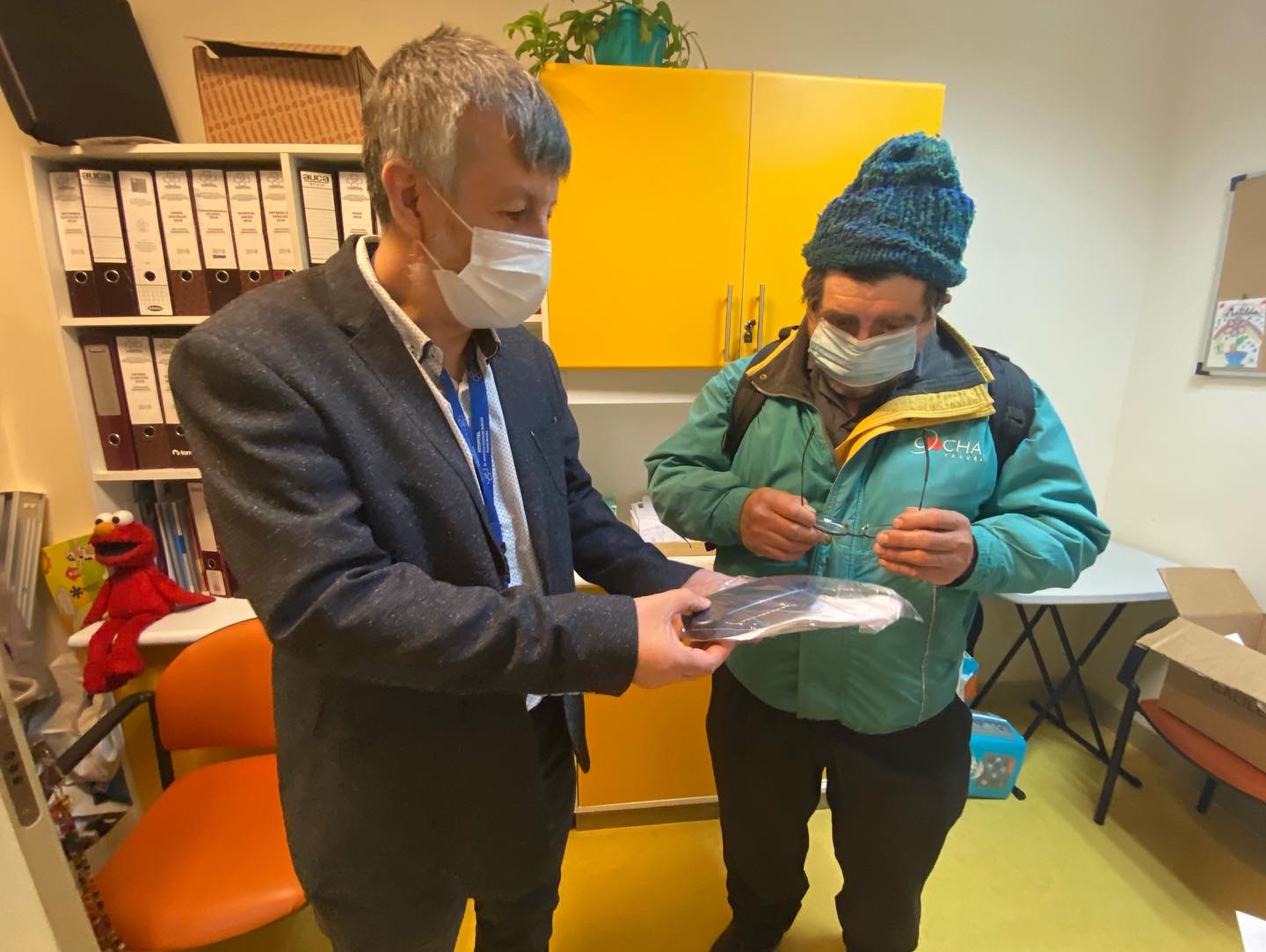 Con apoyo del Servicio de Salud Magallanes (SSM) 31 pacientes adultos mayores se vieron beneficiados con la entrega de lentes ópticos en el contexto de la Ronda ACRUX