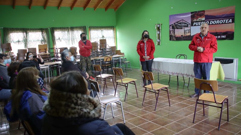 Tras reunión informativa con Delegada Ericka Farías y seremi de vivienda vecinos de Dorotea manifestaron su agradecimiento