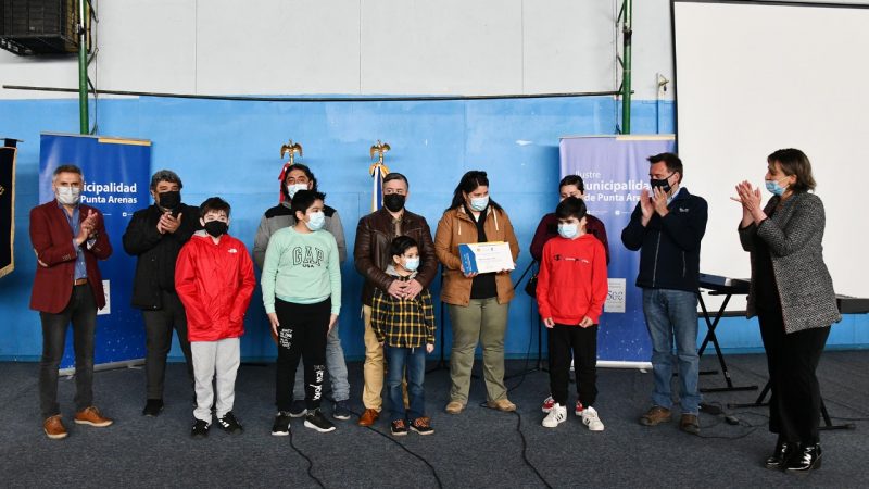 Más de 70 niñas y niños de Punta Arenas fueron parte del Programa Municipal de Equinoterapia 2021